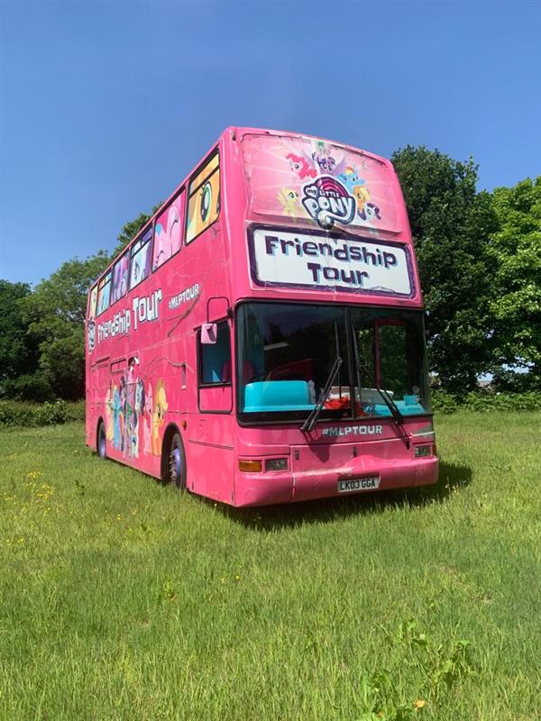 2003 Exhibition or roadshow bus 2003 Exhibition or roadshow bus