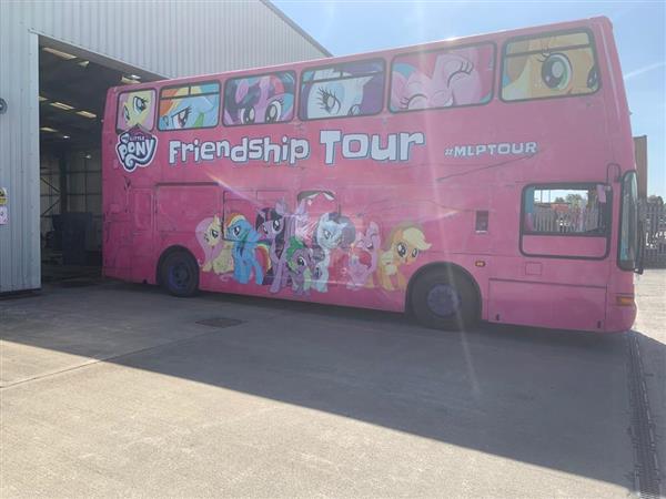 2003 Exhibition or roadshow bus 2003 Exhibition or roadshow bus