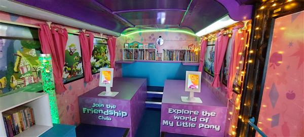 2003 Exhibition or roadshow bus 2003 Exhibition or roadshow bus