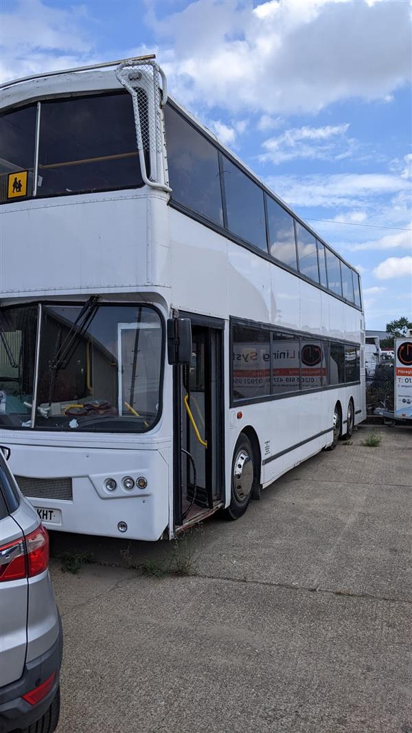 1992 LEYLAND OLYMPIAN TRIAXLE DOUBLE DECKER 1992 LEYLAND OLYMPIAN TRIAXLE DOUBLE DECKER