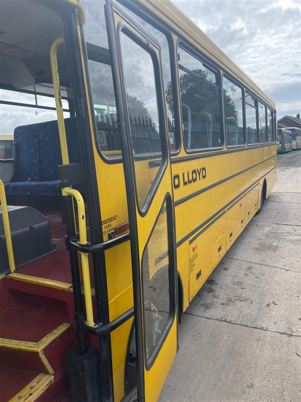 2006 BMC schoolbus