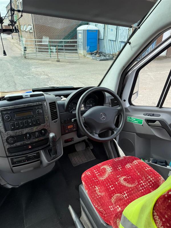 2009 Mercedes 515 cdi  Sprinter 16 seater  2009 Mercedes 515 cdi  Sprinter 16 seater
