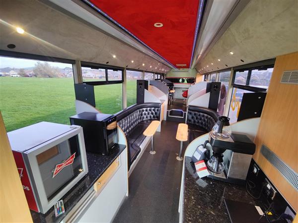 Optare single decker meeting place