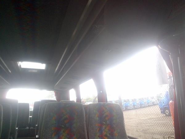 1998 RIGHT HAND DRIVE  Toyota coaster 22 SEATER