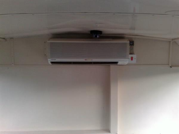 1984 MCW Metrobus mobile meeting place/ facility