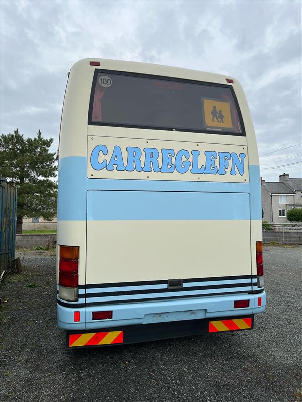 1997 Volvo B10m, Mark 4, 6 speed manual,  Caetano Algarve, in excellent condition 