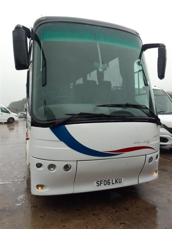 2006 Bova Futura, Daf engine, 6 speed manual gearbox 2006 Bova Futura, Daf engine, 6 speed manual gearbox
