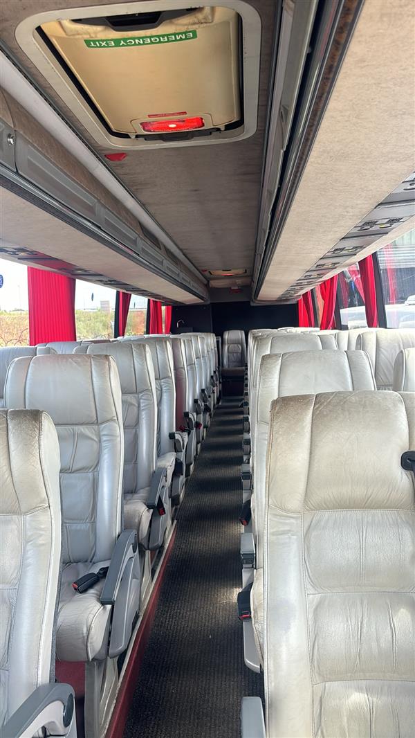 Volvo B12m manual 51 seats Volvo B12m manual 51 seats